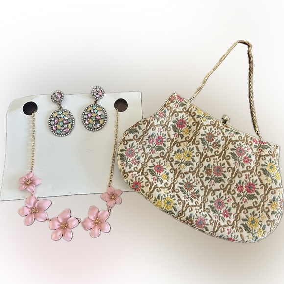 Accesories set - Picture 2 of 3